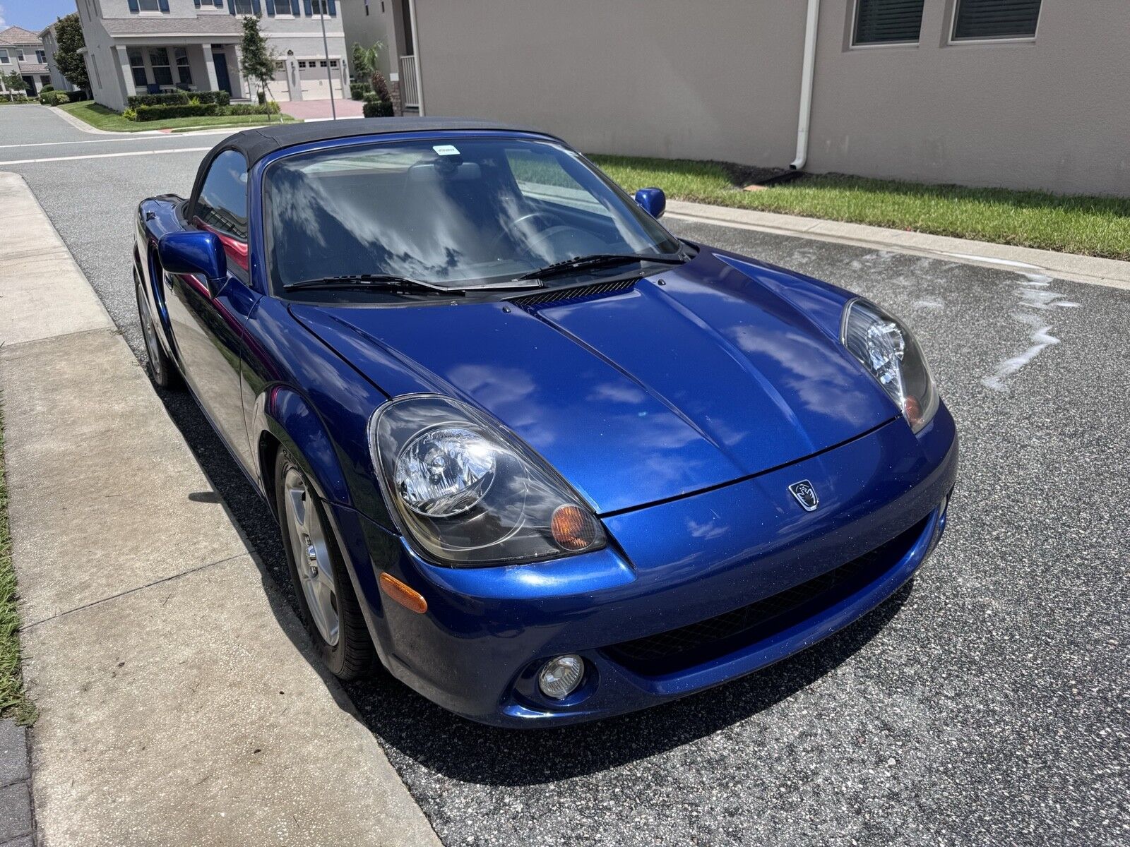 Toyota MR2