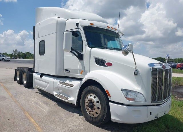 2019 PETERBILT 579