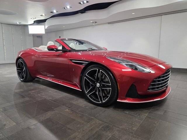 2026 ASTON MARTIN DB12