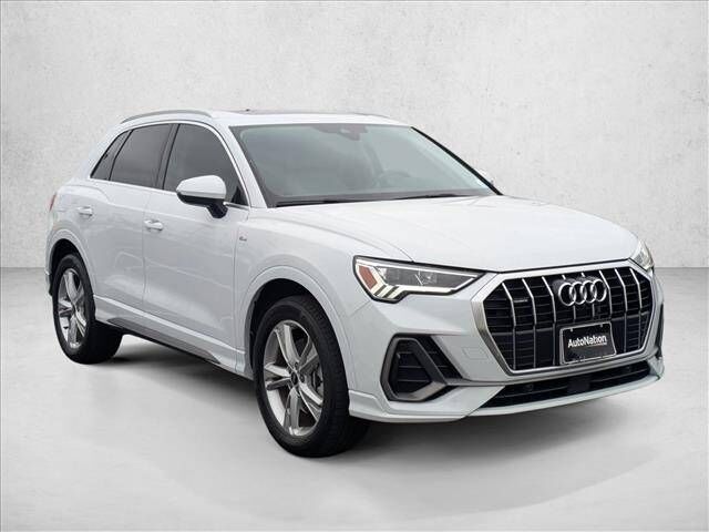 2022 Audi Q3