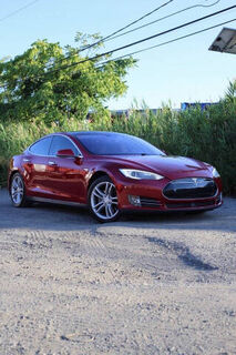 2014 TESLA Model S