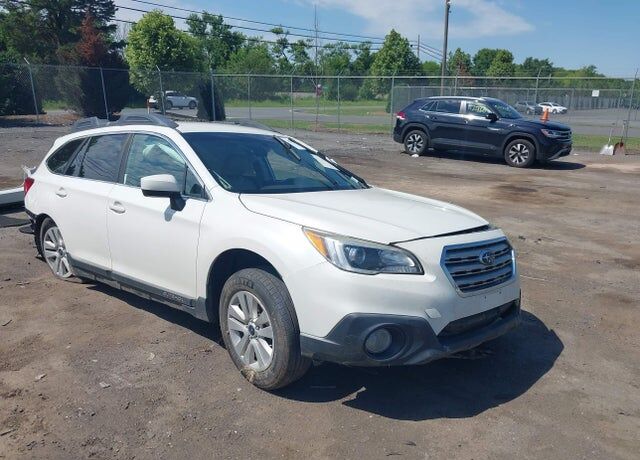 2017 SUBARU Outback