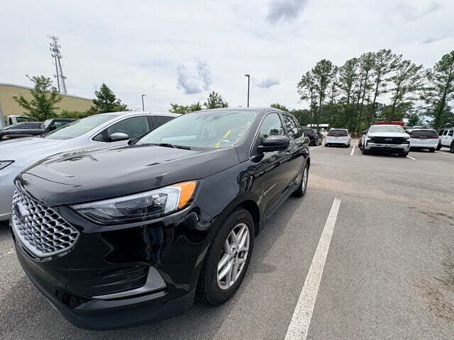2024 FORD Edge