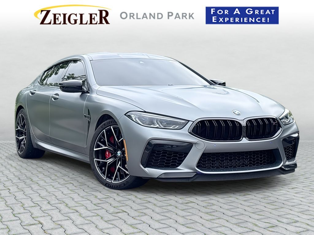 2024 BMW M8