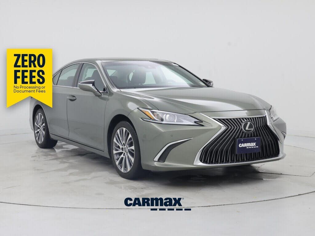 2019 LEXUS ES
