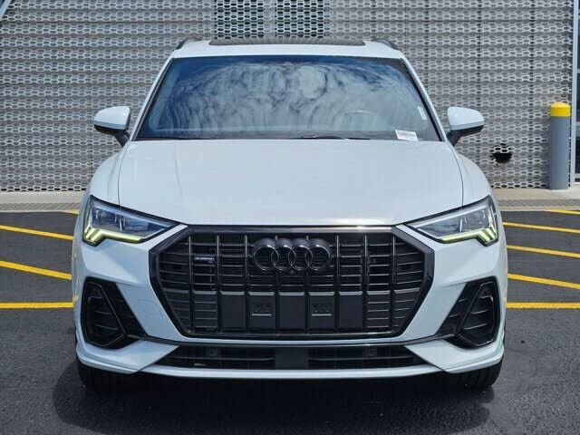 2022 Audi Q3
