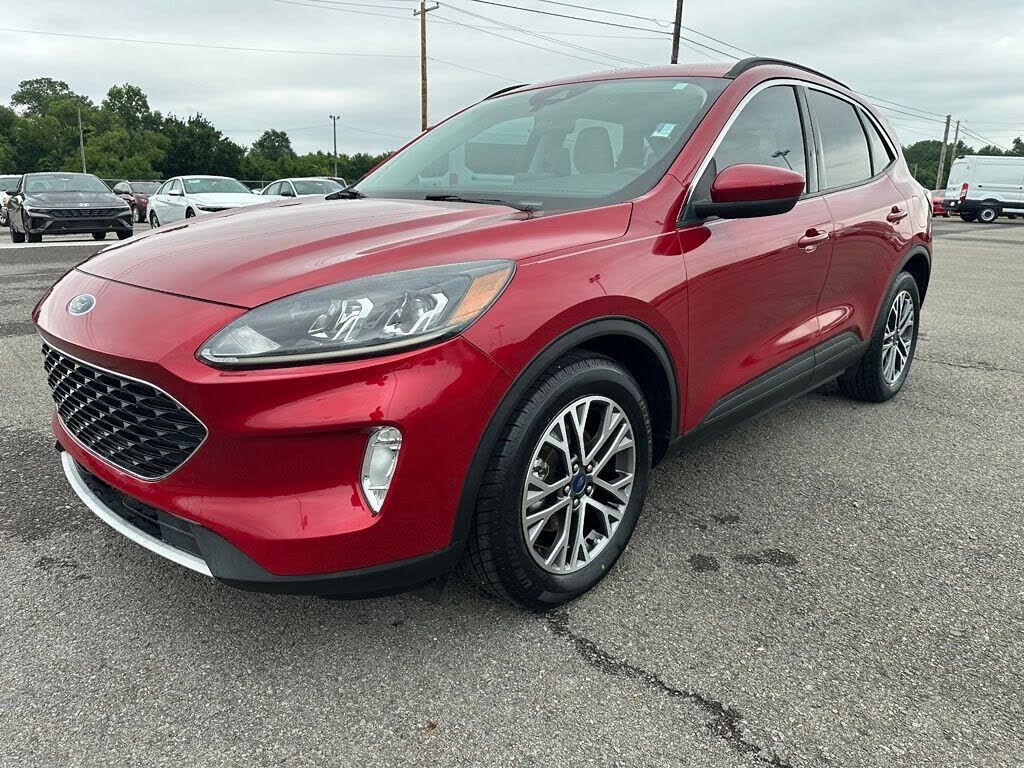 2021 FORD Escape