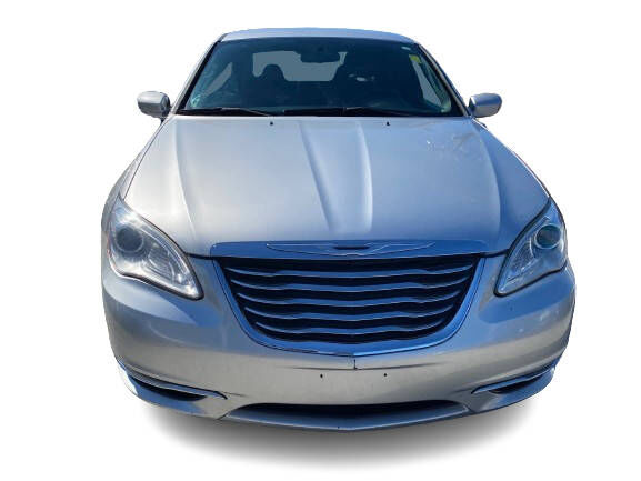2011 CHRYSLER 200