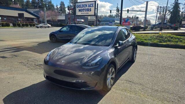 2021 TESLA Model Y