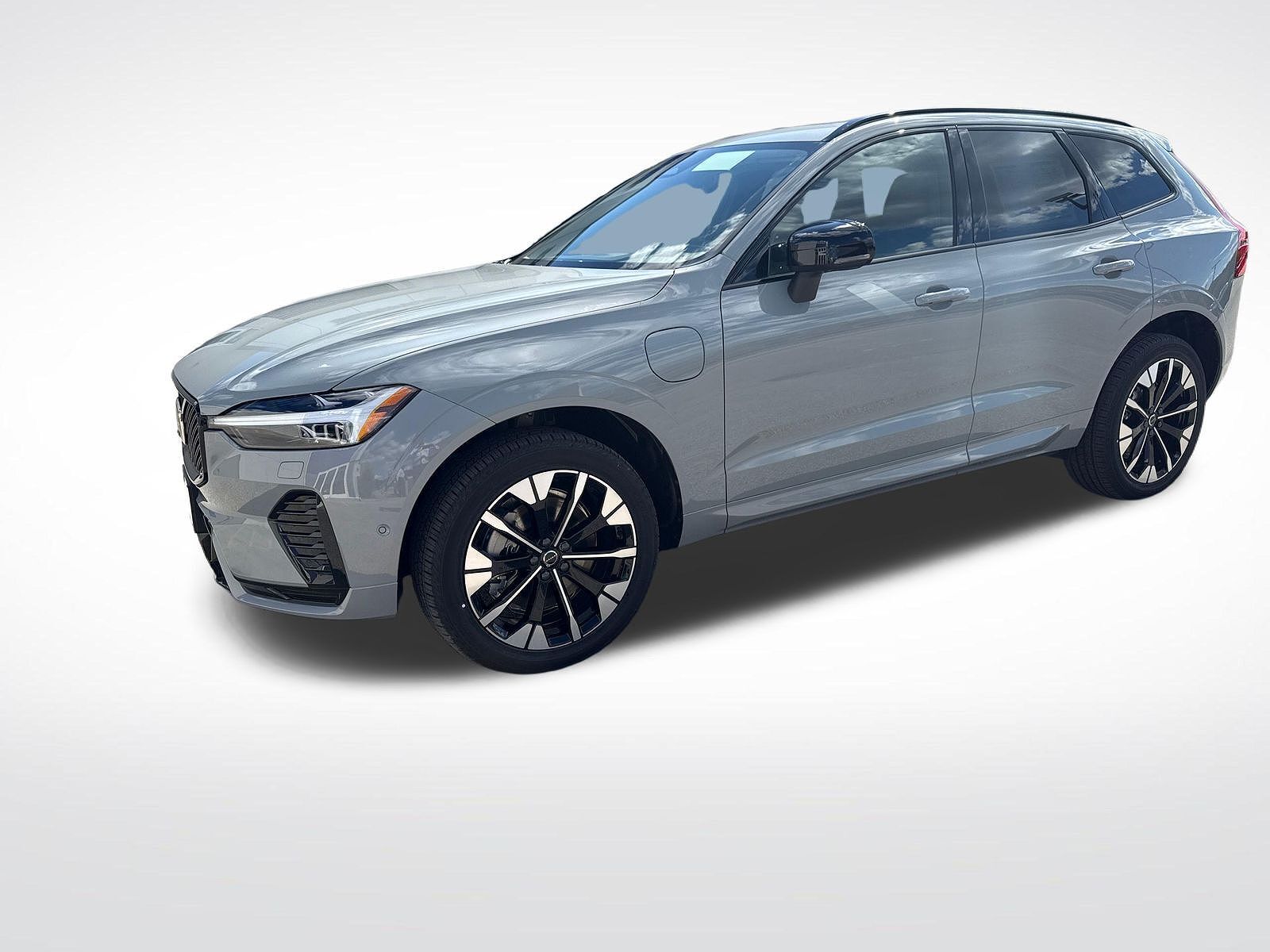 2026 VOLVO XC60