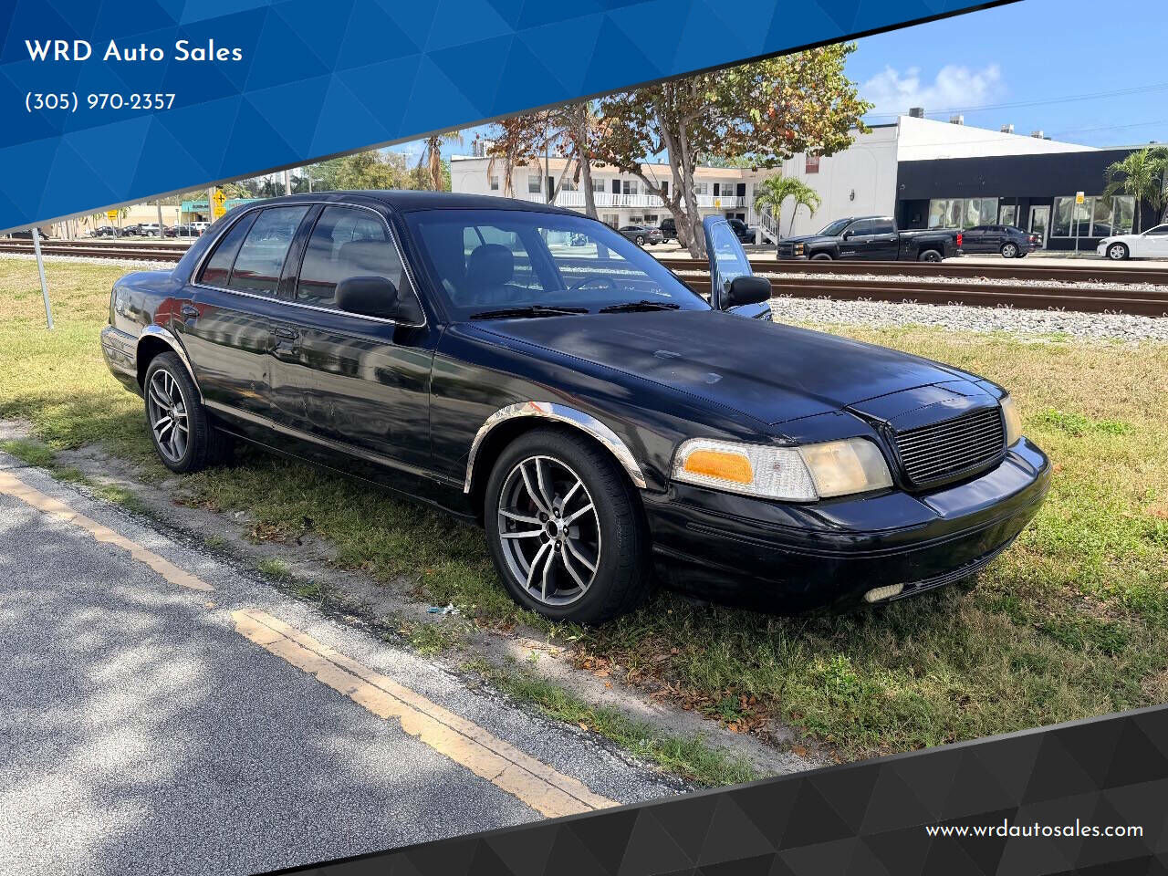 2004 FORD Crown Victoria