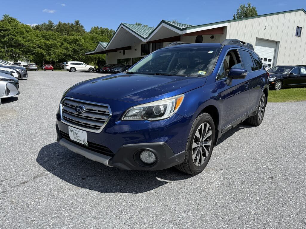 2015 SUBARU Outback