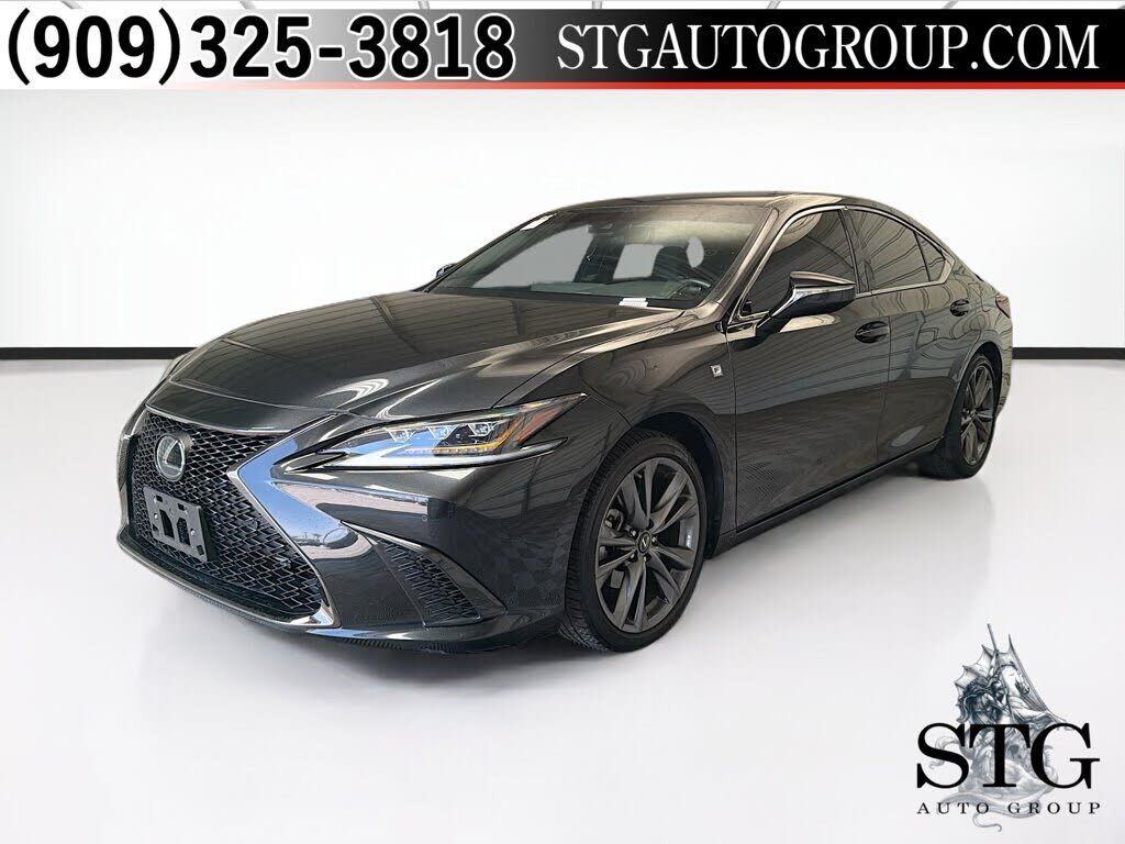 2020 LEXUS ES