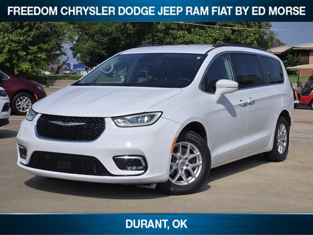 2022 CHRYSLER Pacifica