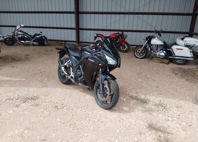 2015 HONDA CB