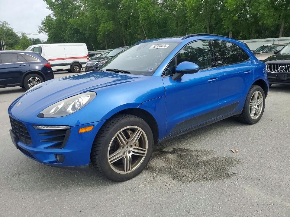 2016 PORSCHE Macan