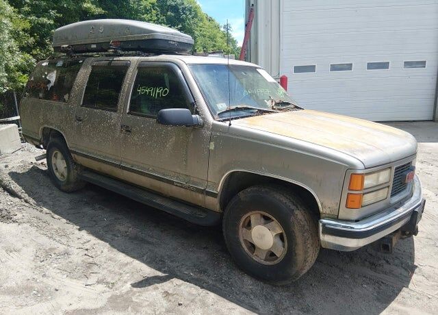 1998 GMC Suburban