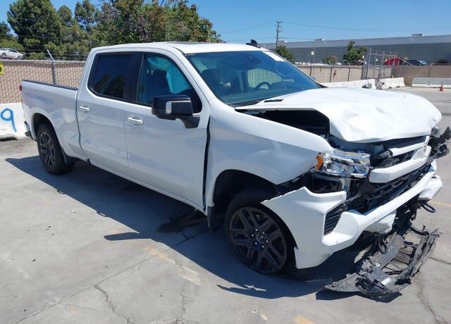 2024 CHEVROLET Silverado