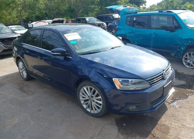 2013 VOLKSWAGEN Jetta