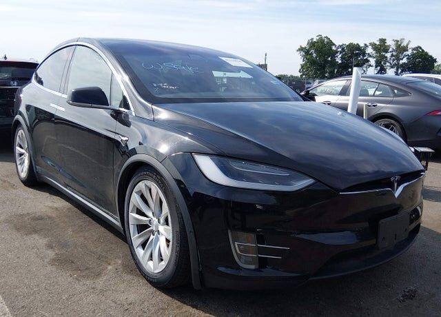 2018 TESLA Model X