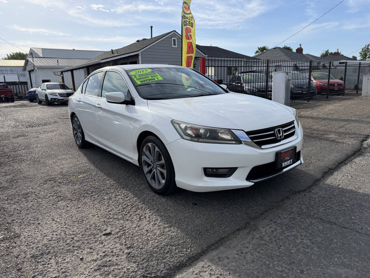2015 HONDA Accord