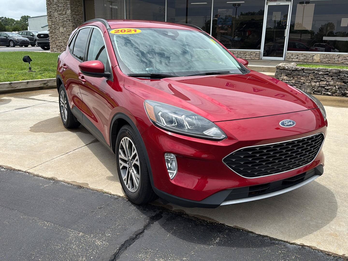 2021 FORD Escape
