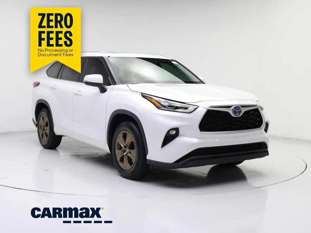 2022 TOYOTA Highlander