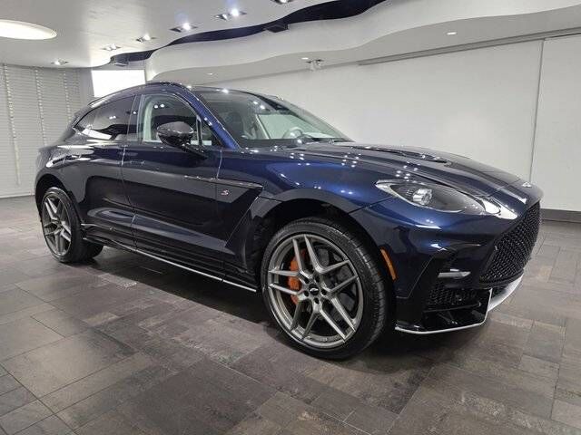 2026 ASTON MARTIN DBX