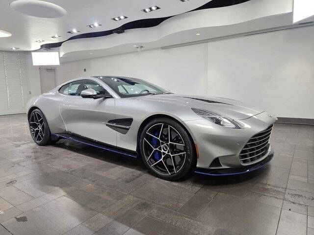 2026 ASTON MARTIN Vanquish