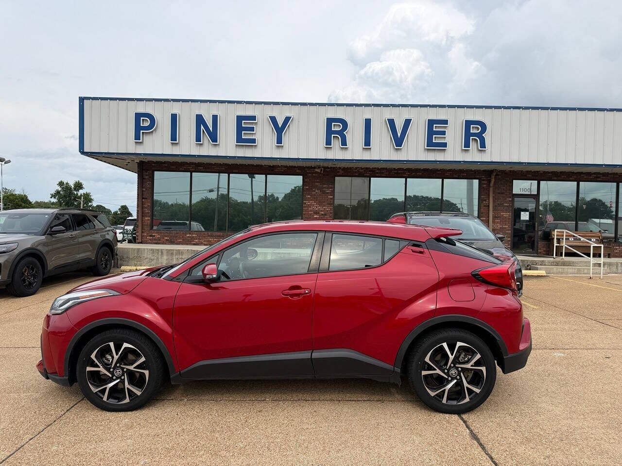 2022 TOYOTA C-HR