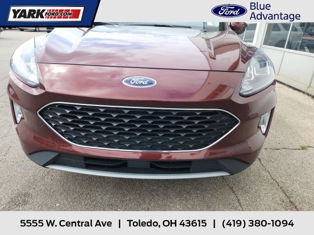 2021 FORD Escape