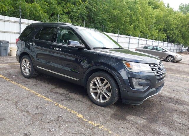 2017 FORD Explorer