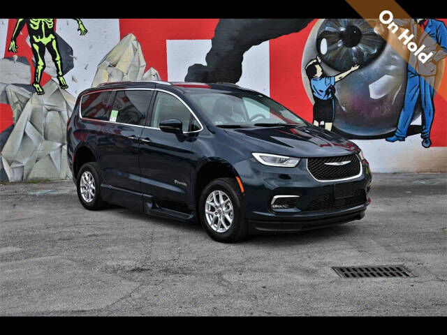 2021 CHRYSLER Pacifica