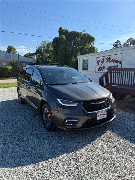 2021 CHRYSLER Pacifica