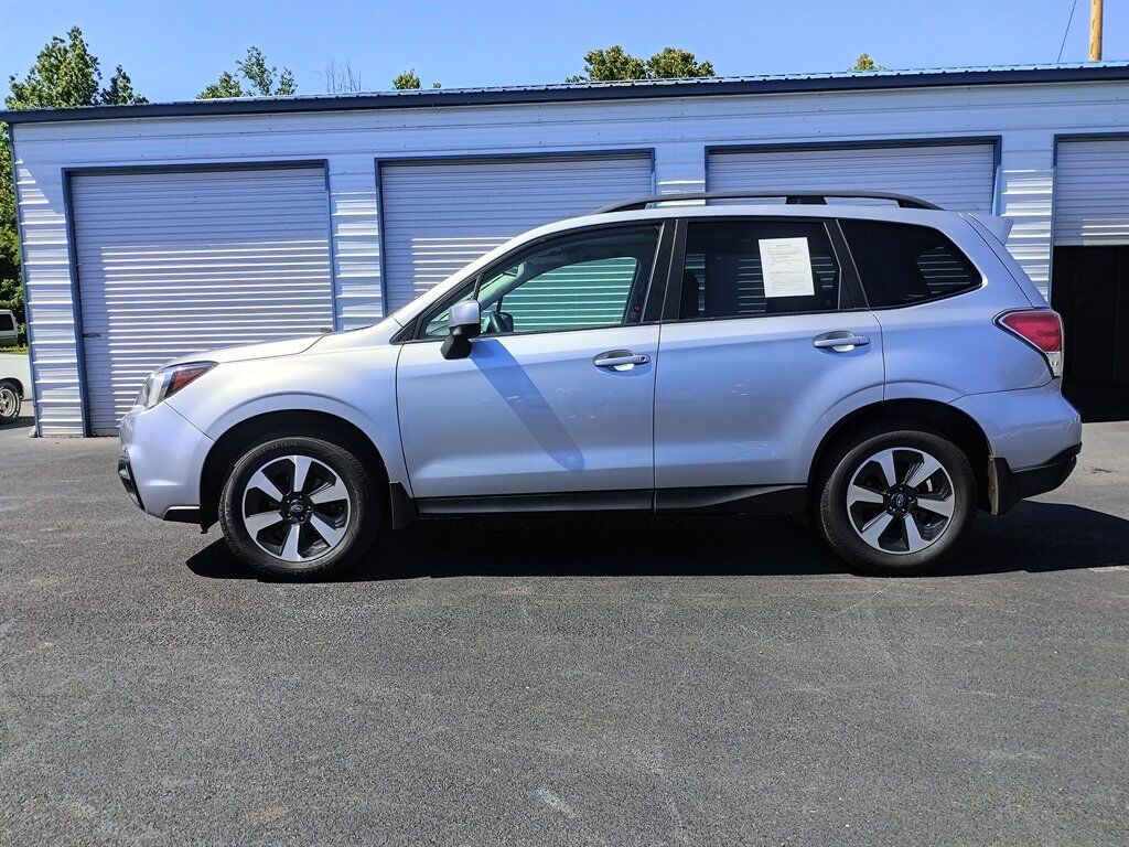 2018 SUBARU Forester
