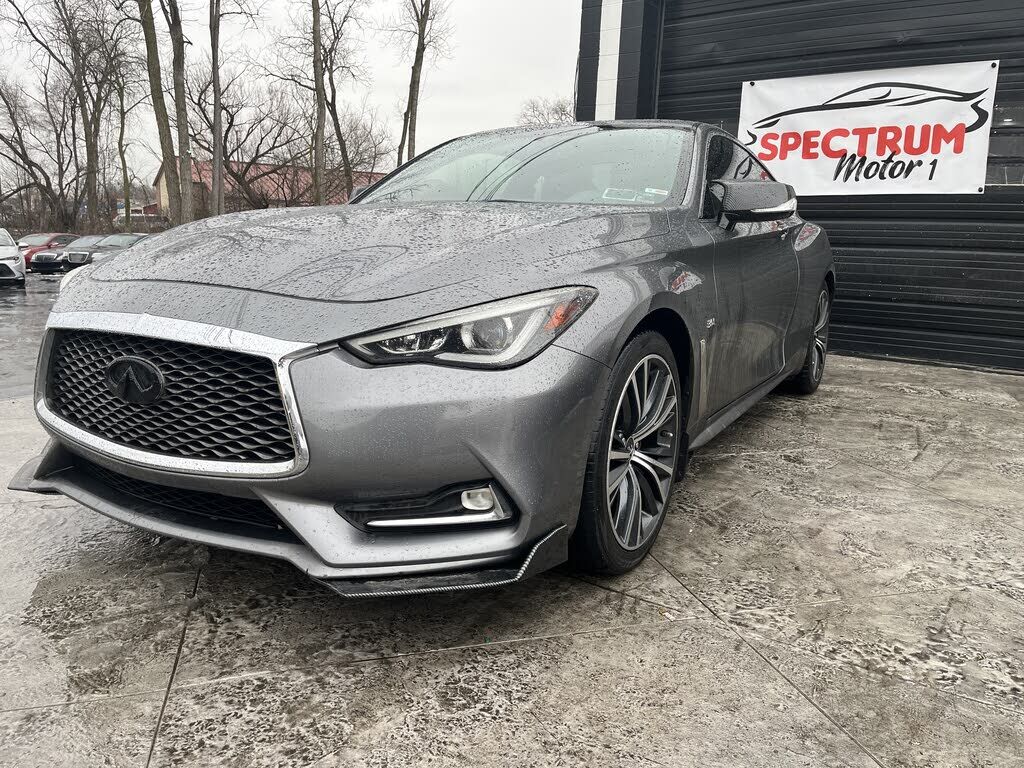 2017 INFINITI Q60