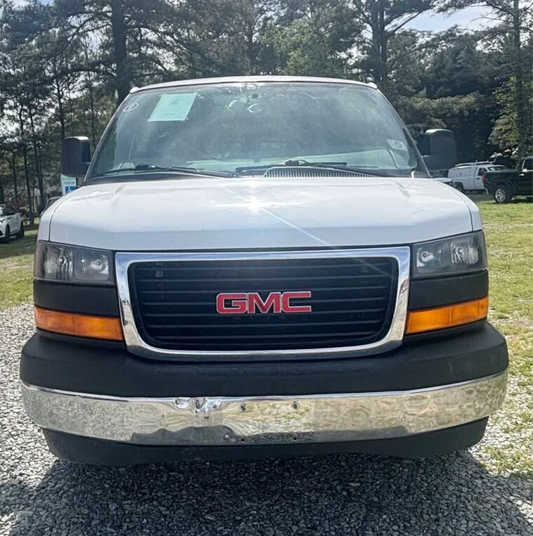 2017 GMC Savana