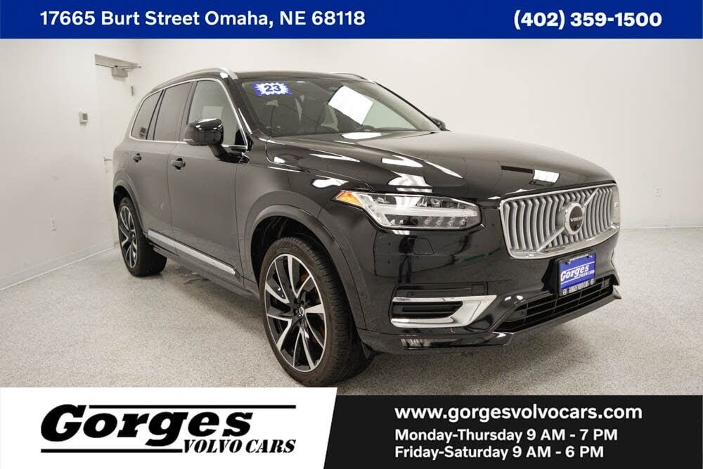 2023 VOLVO XC90