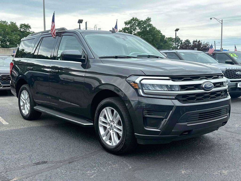 2022 FORD Expedition