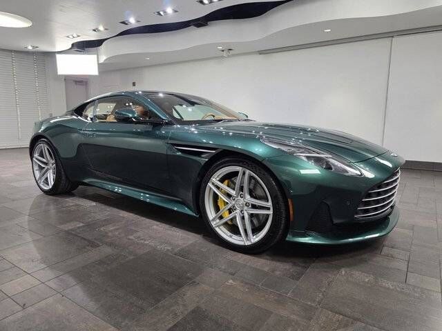 2026 ASTON MARTIN DB12