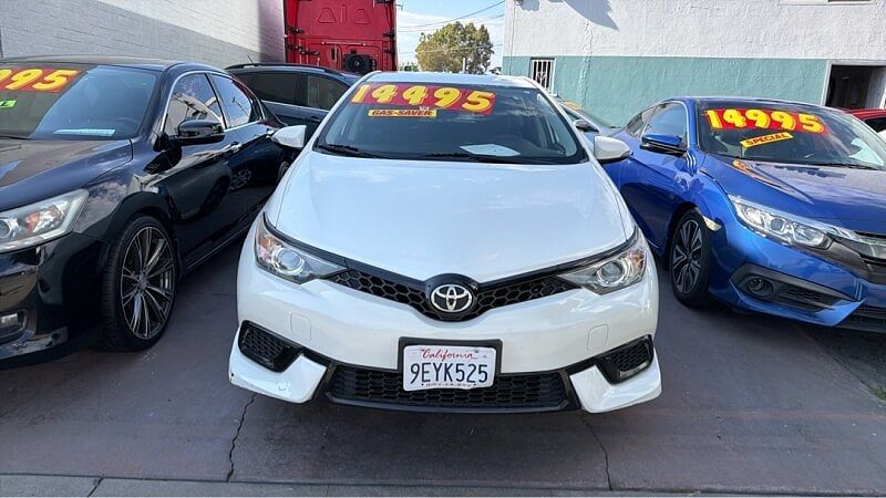 2017 TOYOTA COROLLA