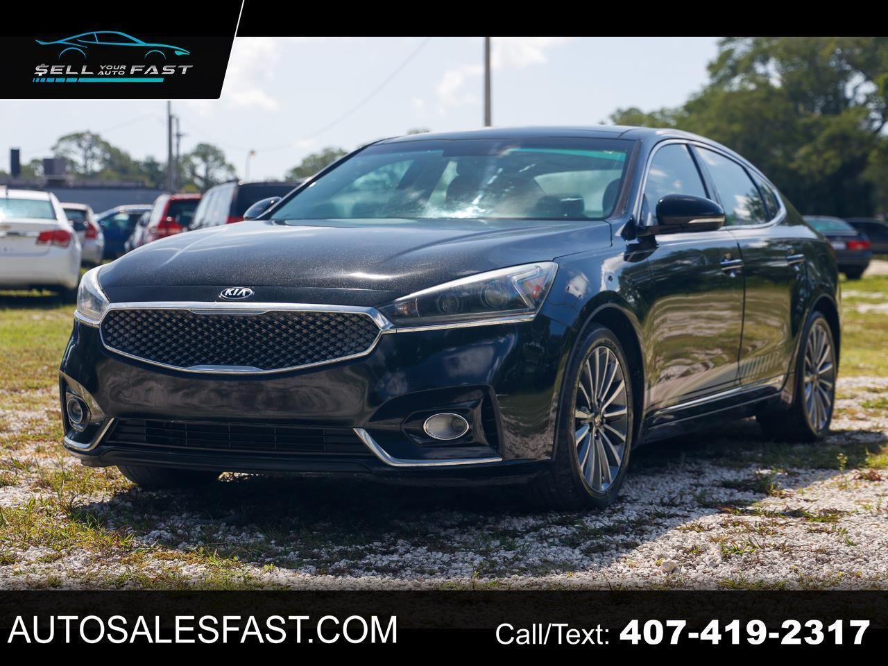 2017 KIA Cadenza