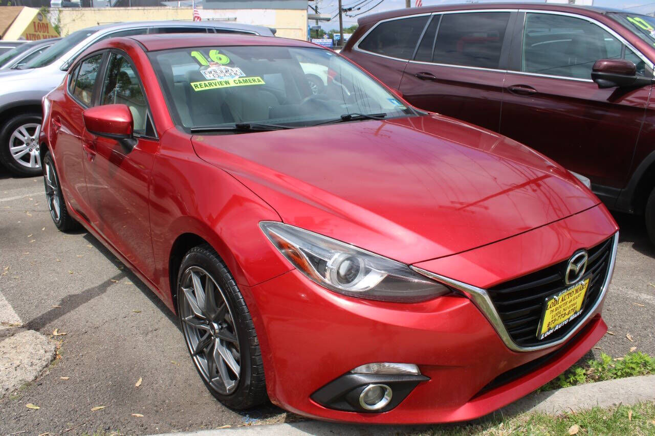 2016 MAZDA Mazda3
