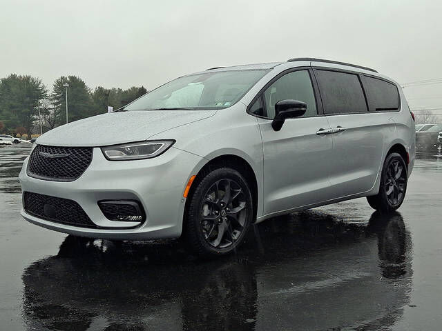 2026 CHRYSLER Pacifica