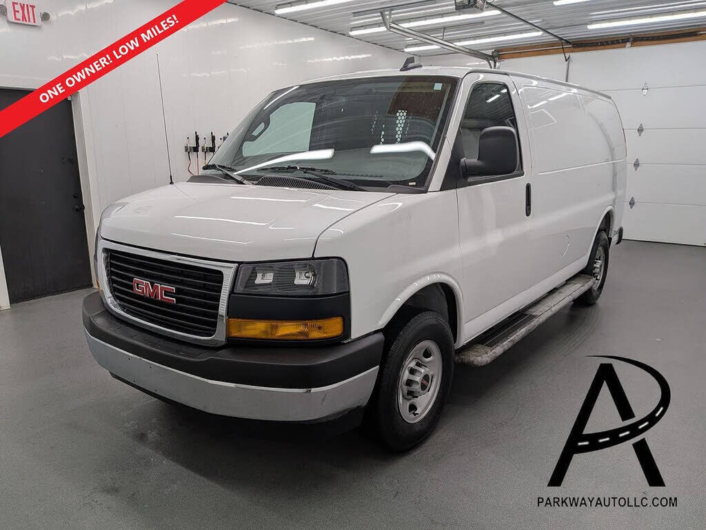 2025 GMC Savana
