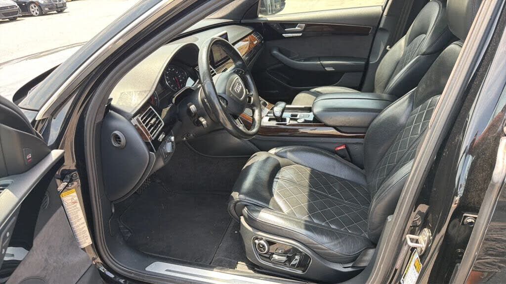 2016 Audi A8