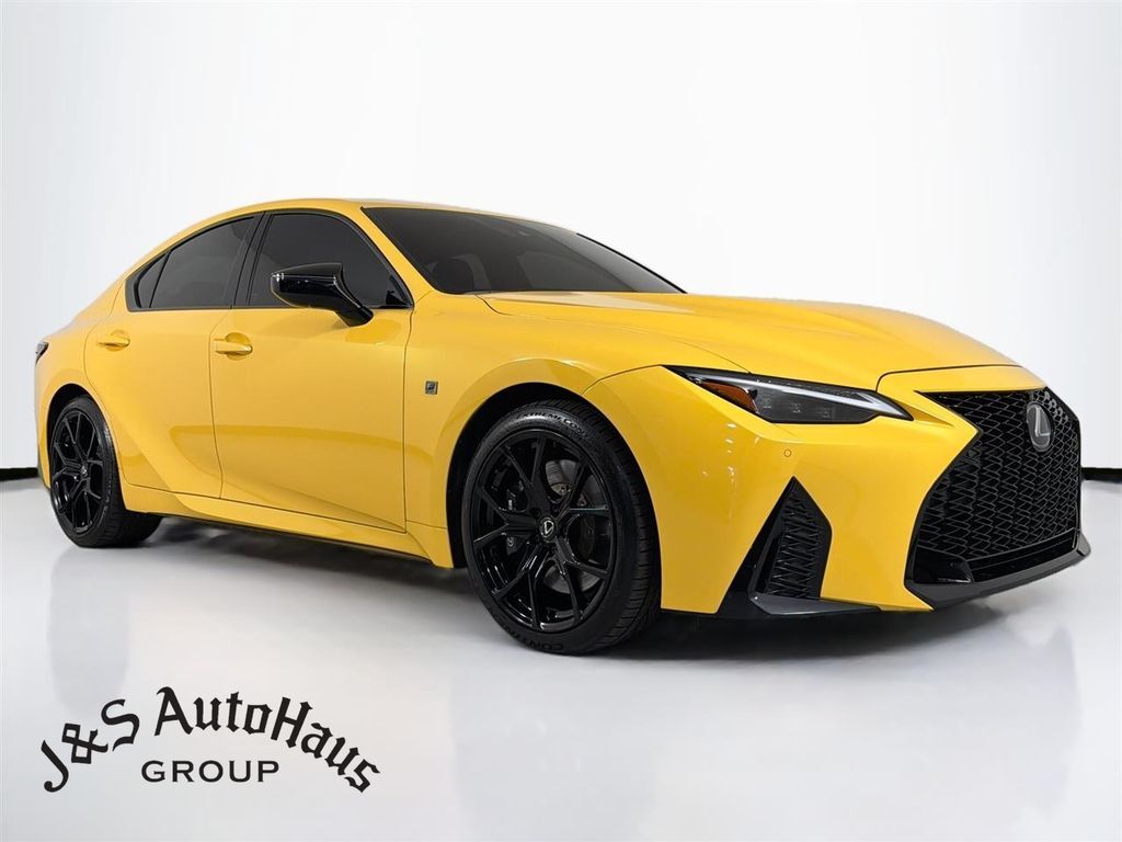 2025 LEXUS IS