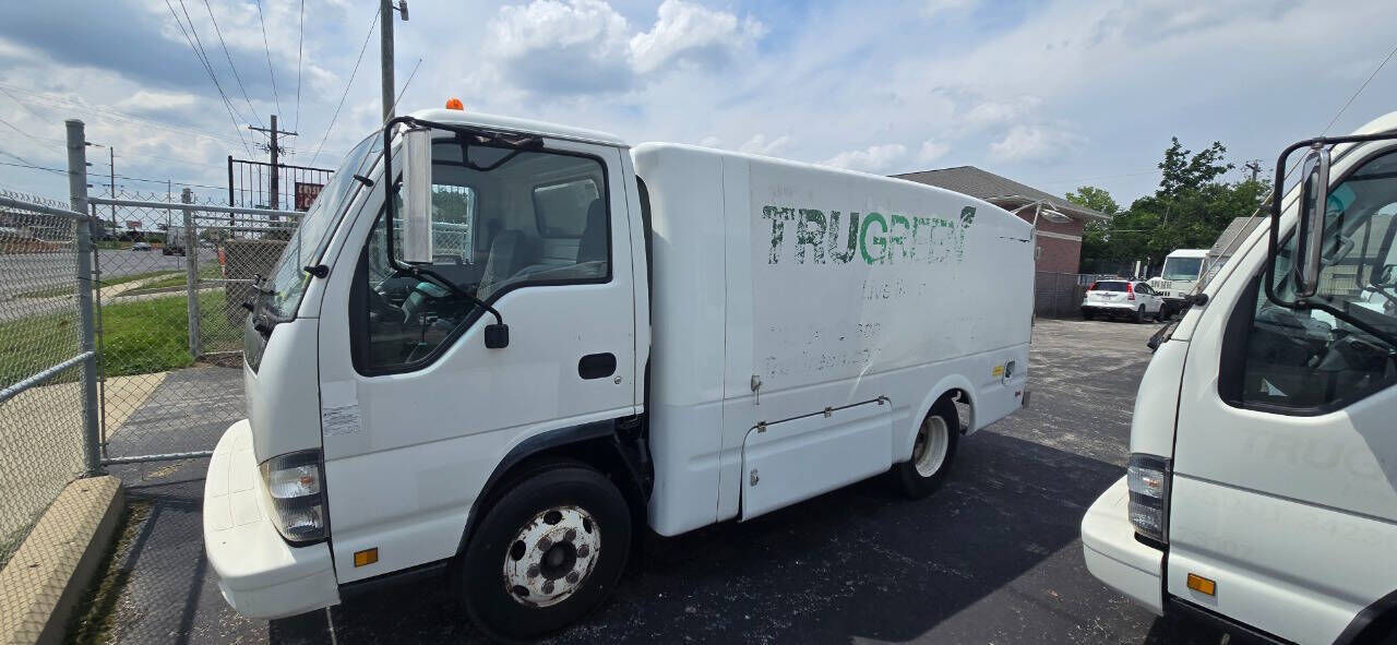 2006 ISUZU NPR