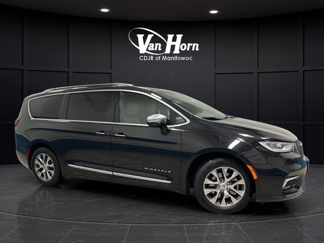 2023 CHRYSLER Pacifica