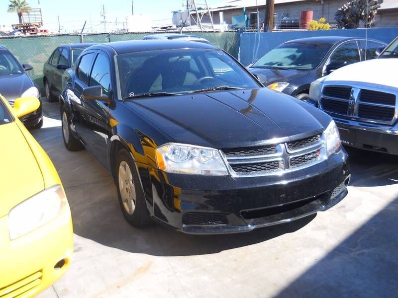 2012 DODGE Avenger